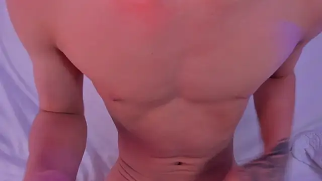 Snapshot of thiago_kinghot chatting on 10/13/25, 05:35 thiago kinghot online show from 10/13/25, 05:35