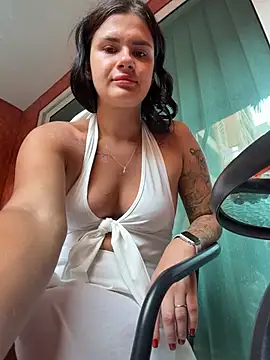 MiraReach online show from 03/09/26, 02:15