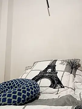 Snapshot of jean--98 chatting on 04/15/26, 07:58 jean--98 online show from 04/15/26, 07:58