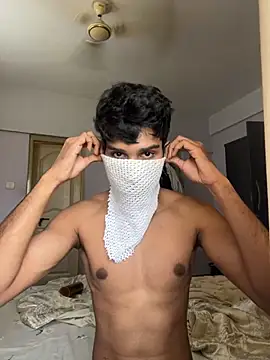 Snapshot of alwayshotandbig chatting on 04/14/26, 07:14 alwayshotandbig online show from 04/14/26, 07:14