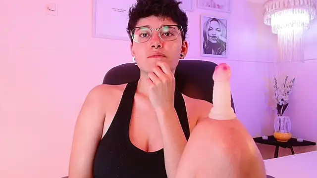 Snapshot of jeroharper chatting on 10/19/25, 12:22 jeroharper online show from 10/19/25, 12:22