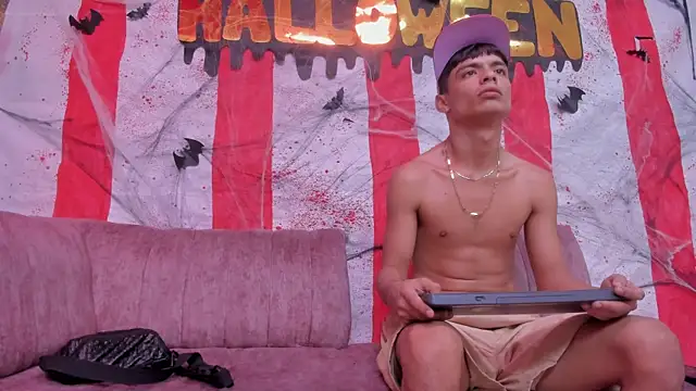 Brownie Lovers online show from 10/23/25, 08:07