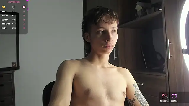 spacehumanz online show from 11/17/25, 11:21