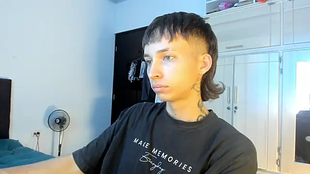 spacehumanz online show from 02/12/26, 06:03