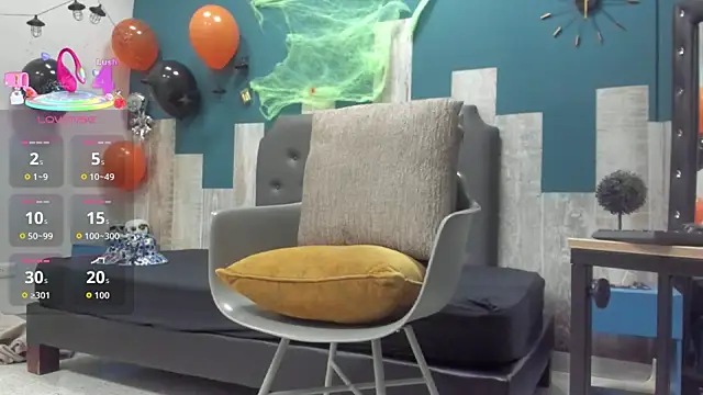 Snapshot of Ian1_ chatting on 10/22/25, 11:32 Ian1  online show from 10/22/25, 11:32