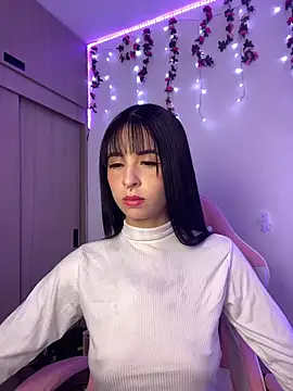 Lia  1 online show from 01/06/26, 09:07