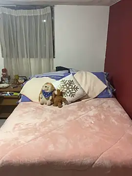 Snapshot of Bamby_milflatina chatting on 10/08/25, 12:30 Bamby milflatina online show from 10/08/25, 12:30