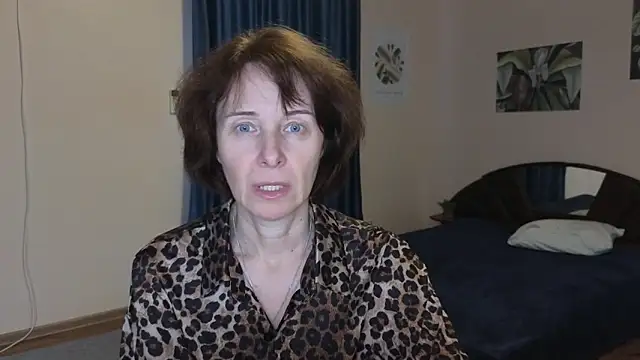 Lia Tito online show from 11/22/25, 05:28