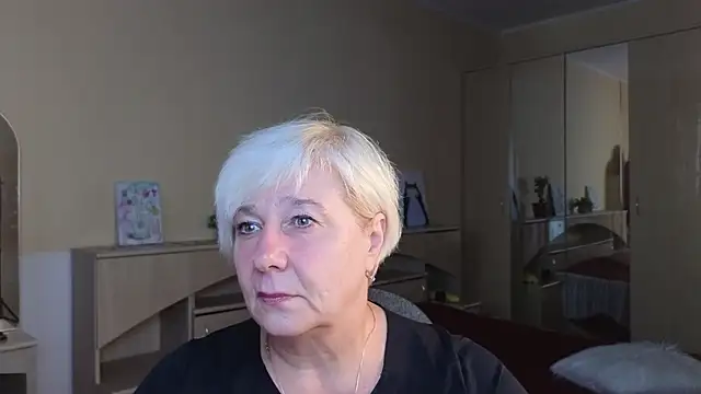 Milana Milky online show from 09/11/25, 05:07