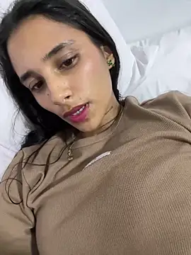 Lorena Mcfly online show from 10/20/25, 01:50