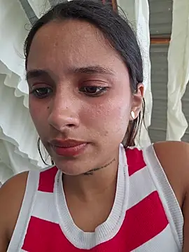 Lorena Mcfly online show from 07/06/26, 03:03