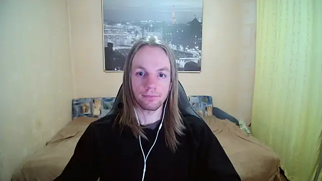 Snapshot of AdamDickens chatting on 04/20/26, 10:00 AdamDickens online show from 04/20/26, 10:00