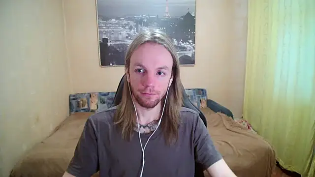 Snapshot of AdamDickens chatting on 04/29/26, 02:04 AdamDickens online show from 04/29/26, 02:04