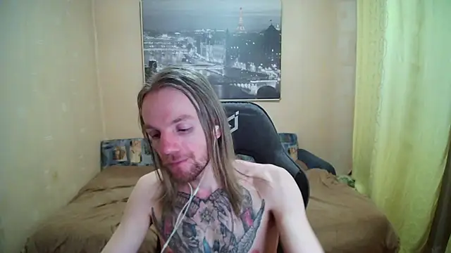 Snapshot of AdamDickens chatting on 05/06/26, 12:19 AdamDickens online show from 05/06/26, 12:19
