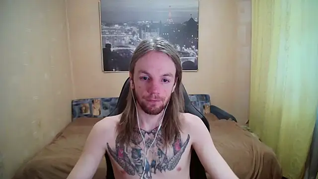 Snapshot of AdamDickens chatting on 05/07/26, 04:23 AdamDickens online show from 05/07/26, 04:23