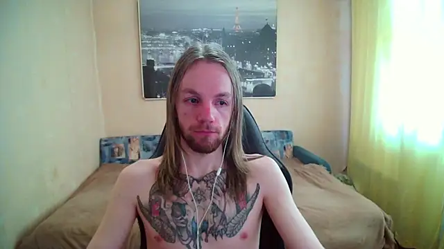 Snapshot of AdamDickens chatting on 05/16/26, 07:38 AdamDickens online show from 05/16/26, 07:38