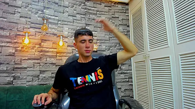 mike whitee online show from 09/12/25, 02:55