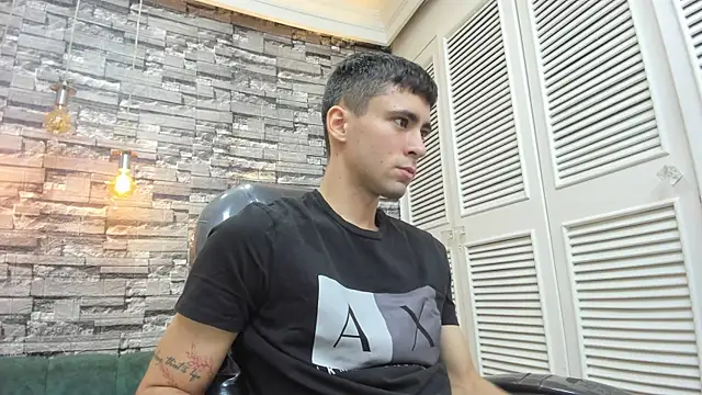 mike whitee online show from 09/19/25, 05:09