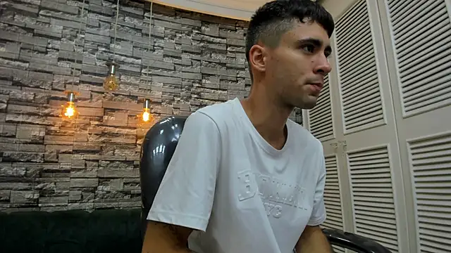 mike whitee online show from 09/26/25, 07:12