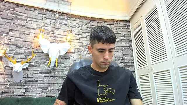 mike whitee online show from 10/02/25, 05:58