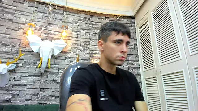 mike whitee online show from 10/06/25, 09:18