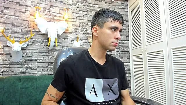 mike whitee online show from 10/10/25, 06:56