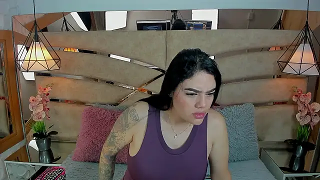 Snapshot of pamemiller1 chatting on 02/14/26, 11:07 pamemiller1 online show from 02/14/26, 11:07