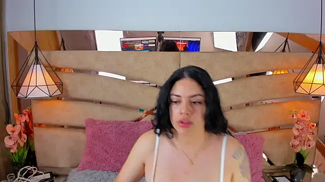 Snapshot of pamemiller1 chatting on 04/15/26, 10:22 pamemiller1 online show from 04/15/26, 10:22