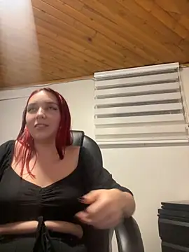 Karen18 boobs online show from 09/12/25, 03:28