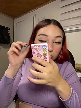 Snapshot of Karen18_boobs chatting on 02/11/26, 01:32 Karen18 boobs online show from 02/11/26, 01:32