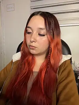 Snapshot of Karen18_boobs chatting on 02/20/26, 06:26 Karen18 boobs online show from 02/20/26, 06:26