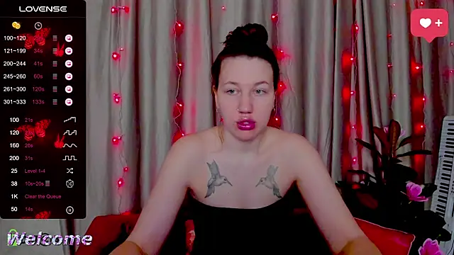 Haley Nikki online show from 02/18/26, 01:23