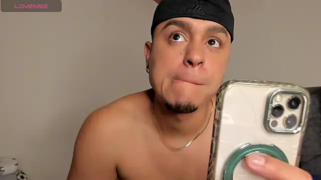 ANGELOGAO online show from 03/04/26, 04:57