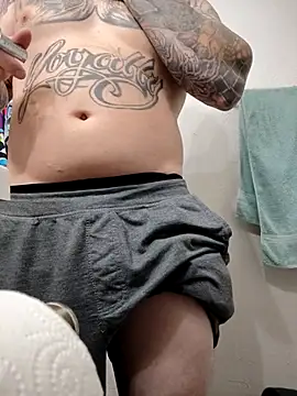 Snapshot of Bwcgoonie chatting on 09/15/25, 09:31 Bwcgoonie online show from 09/15/25, 09:31