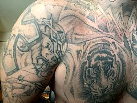 Snapshot of Bwcgoonie chatting on 09/23/25, 10:24 Bwcgoonie online show from 09/23/25, 10:24