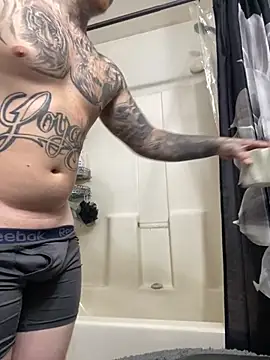 Snapshot of Bwcgoonie chatting on 09/28/25, 10:26 Bwcgoonie online show from 09/28/25, 10:26