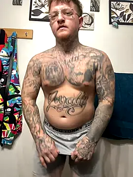 Snapshot of Bwcgoonie chatting on 10/20/25, 02:23 Bwcgoonie online show from 10/20/25, 02:23