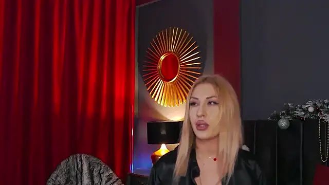 VickiSpice online show from 12/13/25, 08:04