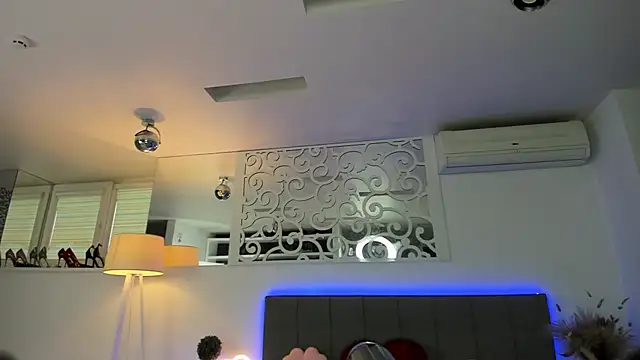 AshleyJoness online show from 10/16/25, 05:08