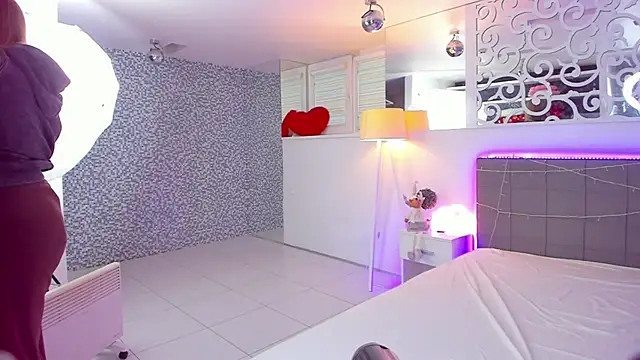 AshleyJoness online show from 12/14/25, 06:08