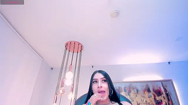 Snapshot of LeahLombardi_ chatting on 01/09/26, 03:42 LeahLombardi online show from 01/09/26, 03:42