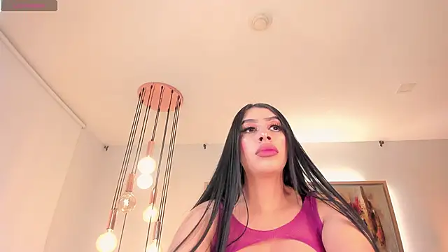 Snapshot of LeahLombardi_ chatting on 01/10/26, 03:30 LeahLombardi online show from 01/10/26, 03:30