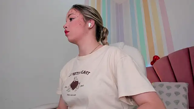 jana parissi online show from 10/18/25, 07:03