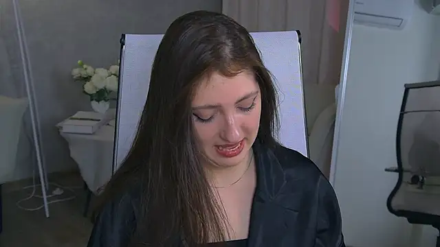 Mary Miiller online show from 11/06/25, 06:25