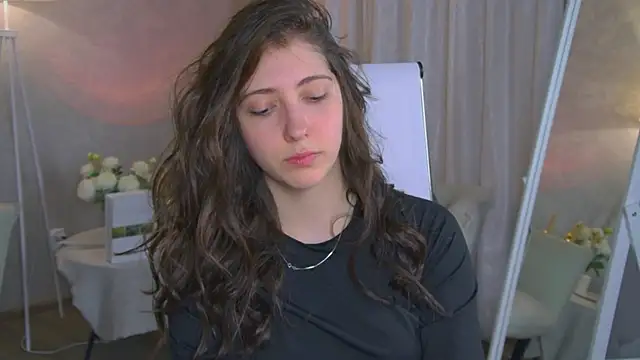 Snapshot of Mary_Miiller chatting on 02/10/26, 09:13 Mary Miiller online show from 02/10/26, 09:13