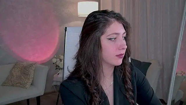 Snapshot of Mary_Miiller chatting on 03/11/26, 05:46 Mary Miiller online show from 03/11/26, 05:46