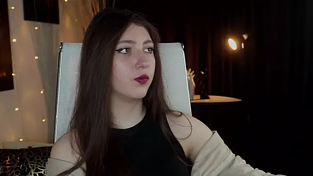 Snapshot of Mary_Miiller chatting on 03/26/26, 06:30 Mary Miiller online show from 03/26/26, 06:30