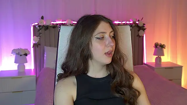 Snapshot of Mary_Miiller chatting on 04/01/26, 01:41 Mary Miiller online show from 04/01/26, 01:41