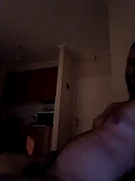 Snapshot of Makis09 chatting on 09/13/25, 11:04 Makis09 online show from 09/13/25, 11:04