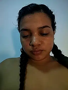 Snapshot of Eimy-04 chatting on 11/10/25, 07:13 Eimy-04 online show from 11/10/25, 07:13